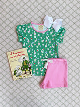 Load image into Gallery viewer, Penny&#39;s Play Shirt - Darling Ducks w/ Hamptons Hot Pink - Short Sleeve
