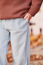 Load image into Gallery viewer, Sheffield Pants - Old Greenwich Green - Corduroy
