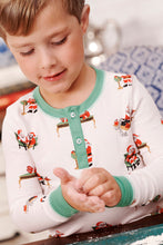 Load image into Gallery viewer, Sutton's Sweet Dream Set - Serious Santa Business w/ Kiawah Kelly Green
