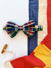 Load image into Gallery viewer, Baylor Bow Tie - Gramercy Park Plaid Seersucker
