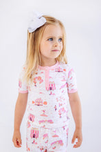 Load image into Gallery viewer, Sara Jane's Short Sleeve Set - Fall on Fincastle Rd w/ Sandpearl Pink
