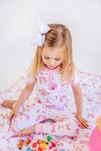 Load image into Gallery viewer, Sara Jane's Short Sleeve Set - Fall on Fincastle Rd w/ Sandpearl Pink
