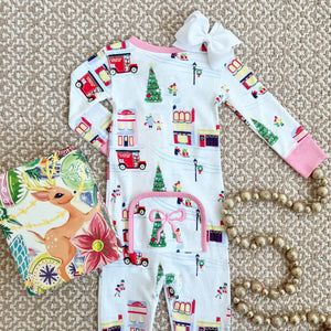 Noelle's Night Night - Merry Little Main Street w/ Hamptons Hot Pink