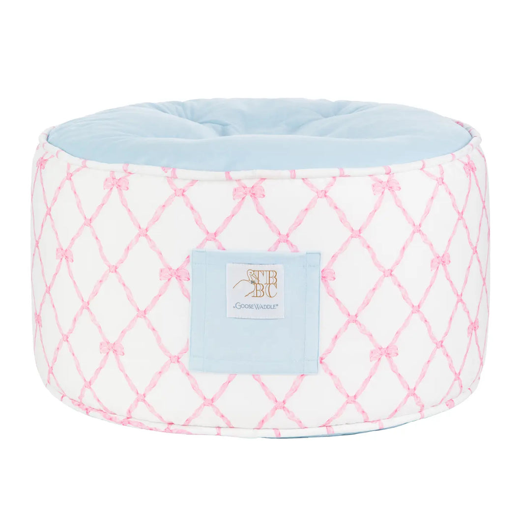 GooseWaddle + Pello Pouf - Belle Meade Bow