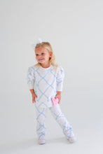 Load image into Gallery viewer, Patty Pants - Buckhead Blue Belle Meade Bow - Heavy Knit

