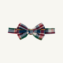 Load image into Gallery viewer, Baylor Bow Tie - Gramercy Park Plaid Seersucker
