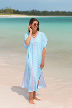 Load image into Gallery viewer, Wholelotta Colada Coverup - Ladies' - Dunmore Doo-Dad w/ Lauderdale Lavender
