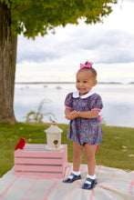 Load image into Gallery viewer, Cindy Lou Sash Bubble - Fairfax Farm Floral w/ White &amp; Hamptons Hot Pink - Broadcloth
