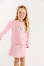 Load image into Gallery viewer, Cassidy Comfy Crewneck - Sandpearl Pink w/ Fair St Floral Bow - Puff Sleeve
